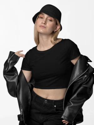 black crop top